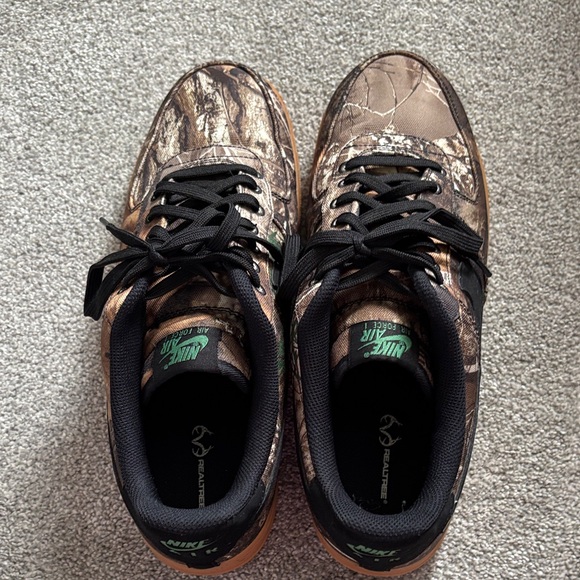 Nike Air Force One Real Tree - Picture 5 of 15